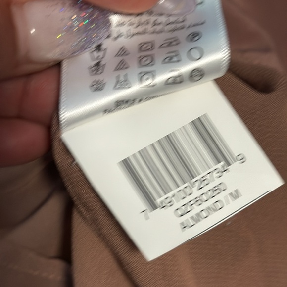 BCBGeneration | V-Neck Dusty rose pink  Dress w/ pockets - Medium - Picture 7 of 8